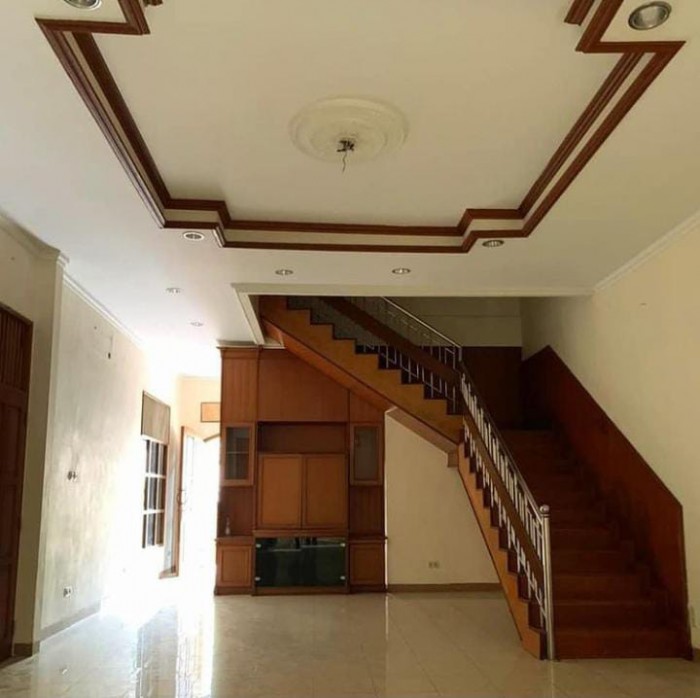 Rumah Disewakan di Pondok Indah Jakarta Selatan